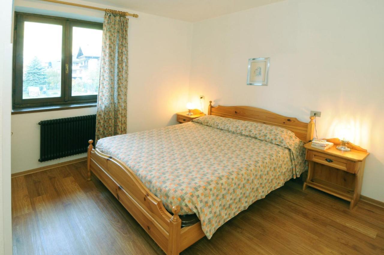 Casa Molini Lägenhet Malè Exteriör bild